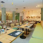 Radja Art&Boutique Hotel Simpang Lima